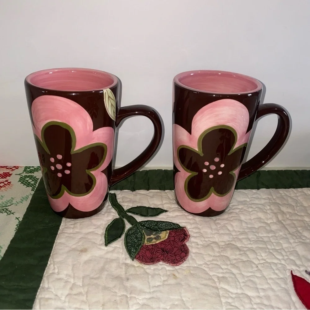 Gates Ware by Laurie Gates set of 2 mugs brown & pink large